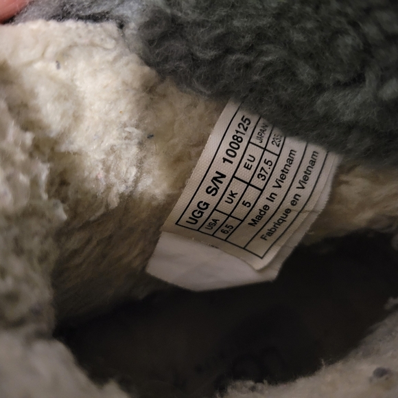 UGG OSTRANDER SNOW BOOT WATERPROOF SIZE 6.5 - Picture 10 of 10